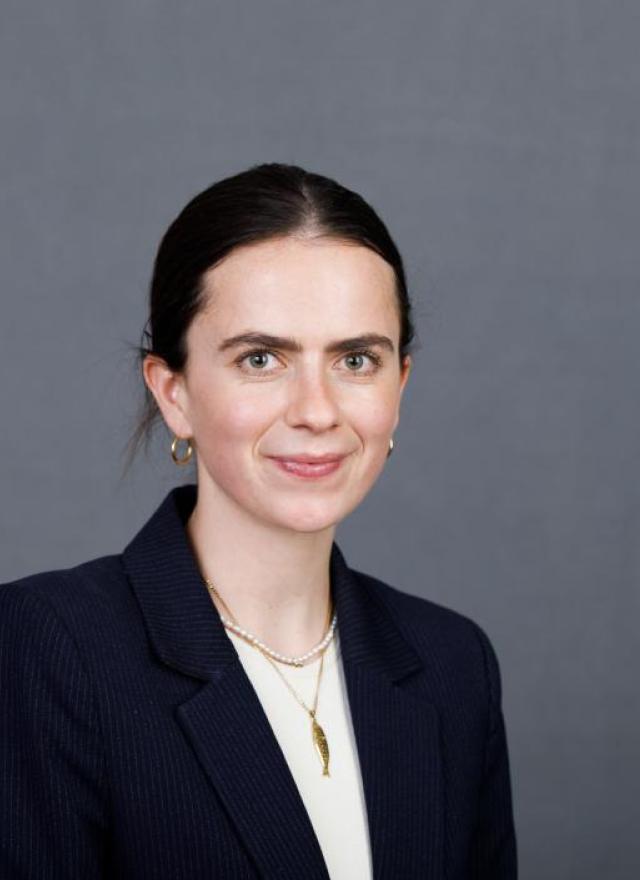 Alba Valdivia Plummer MSBA 23