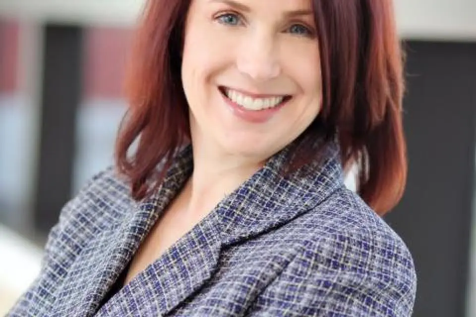 Portrait of Tracy Regis