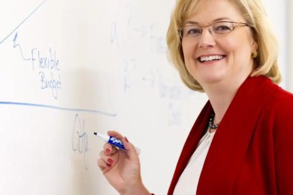 Shannon Anderson teaching