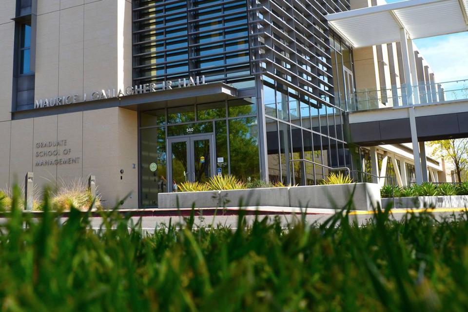 Grad School of Management Building