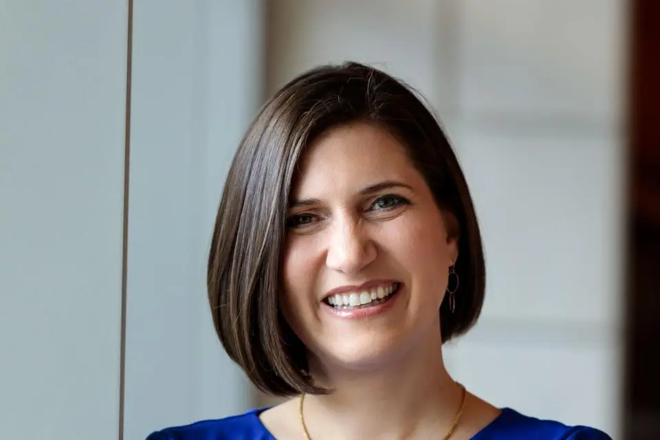 Headshot of Elizabeth Pontikes