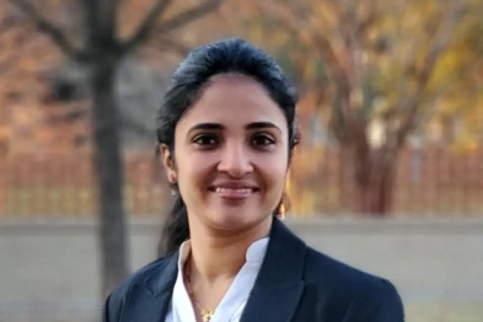 Headshot of Deepi Agarwal