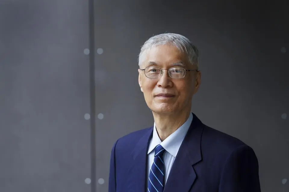 Professor Chih-Ling portrait photo
