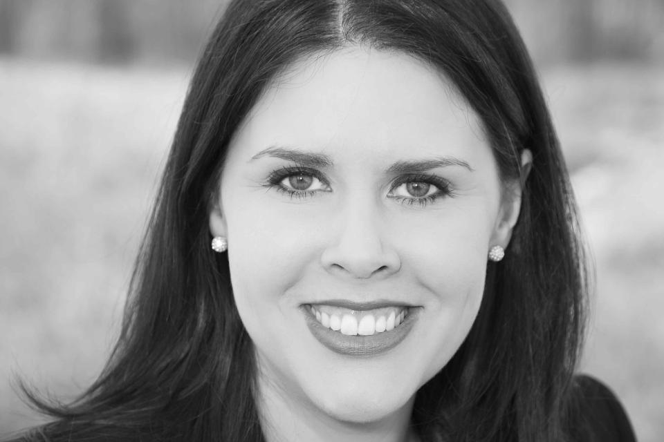 Melinda Decker MBA 02 headshot